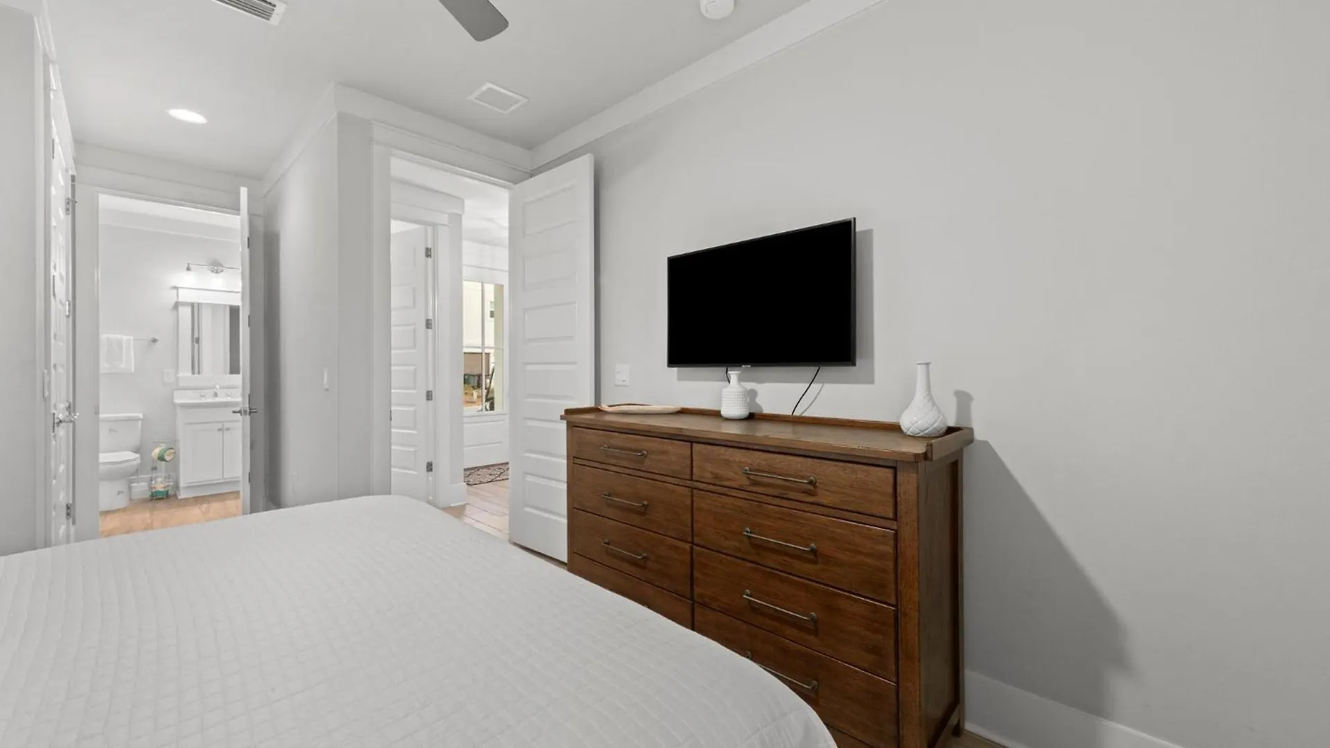 Shearwater Chateau With Lsv And Heated Pool Destin Holiday home