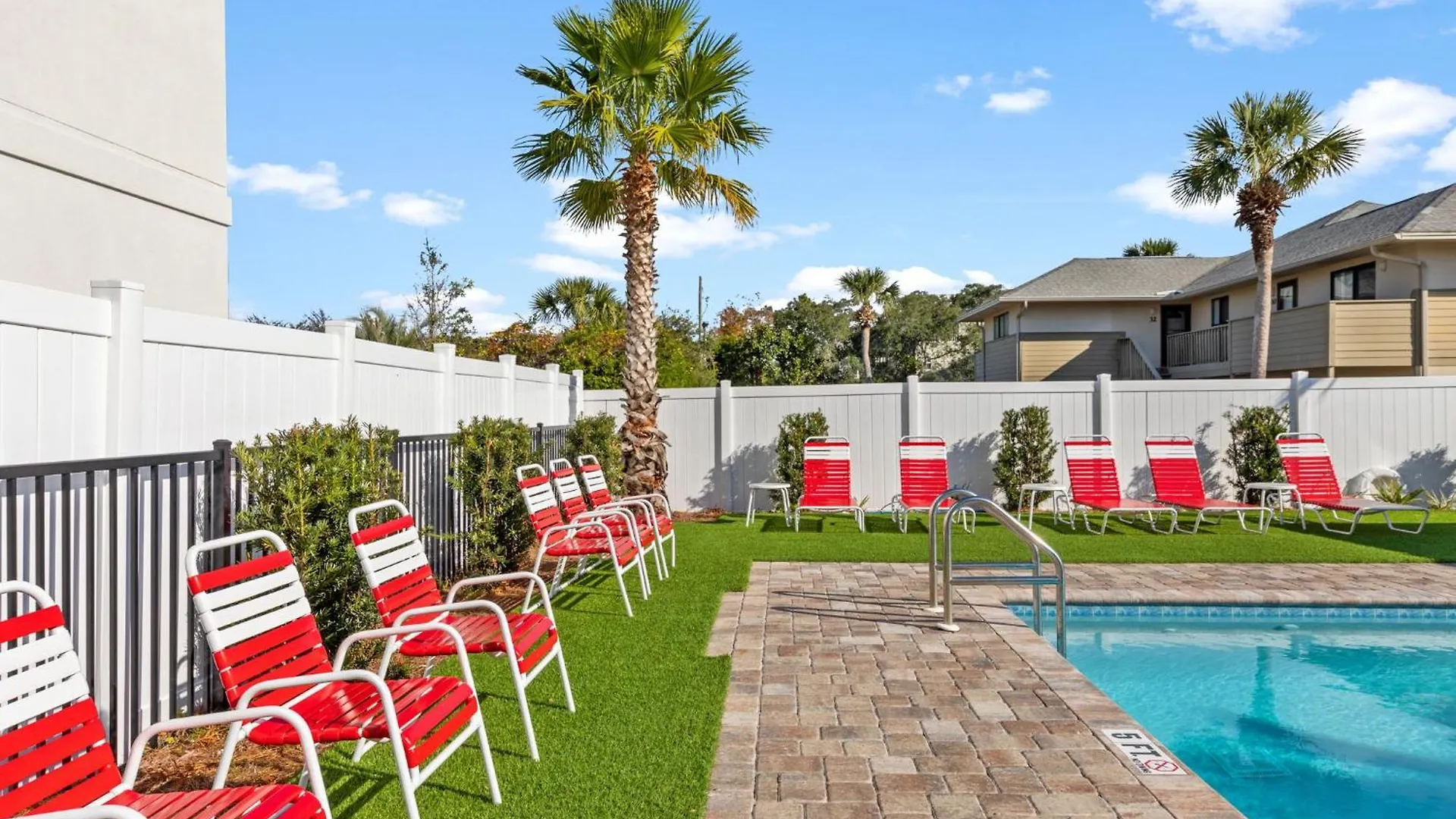 Shearwater Chateau With Lsv And Heated Pool Destin Holiday home